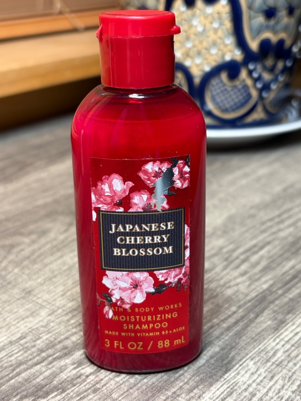 🌻5 for $30🌻 Bath & Body Works Japanese Cherry Blossom Travel Sized Shampoo